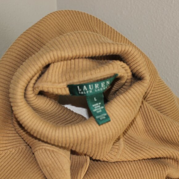 Ralph Lauren Turtle Neck - Picture 5 of 5